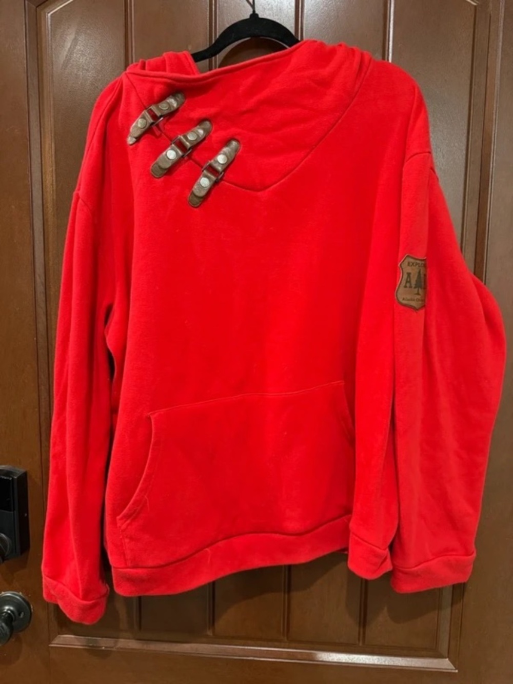 Alaska Chicks Hoodie – EXXquisite